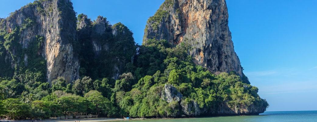 Railay West Vs. Railay East: Tensions Boil Over At Source Awards
